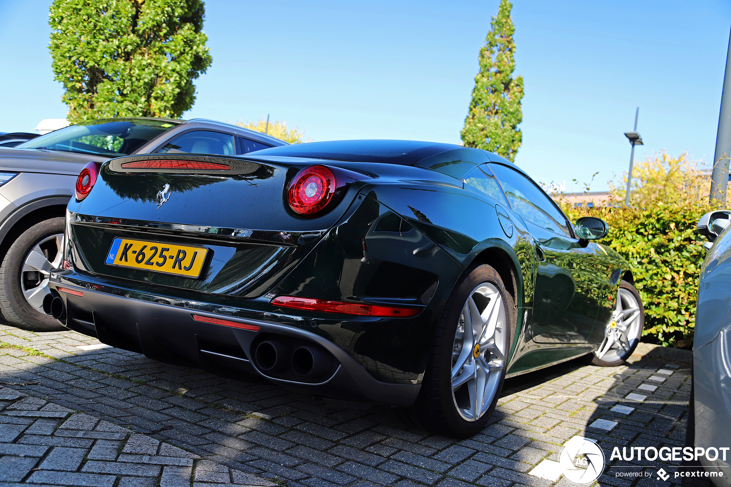 Ferrari California T