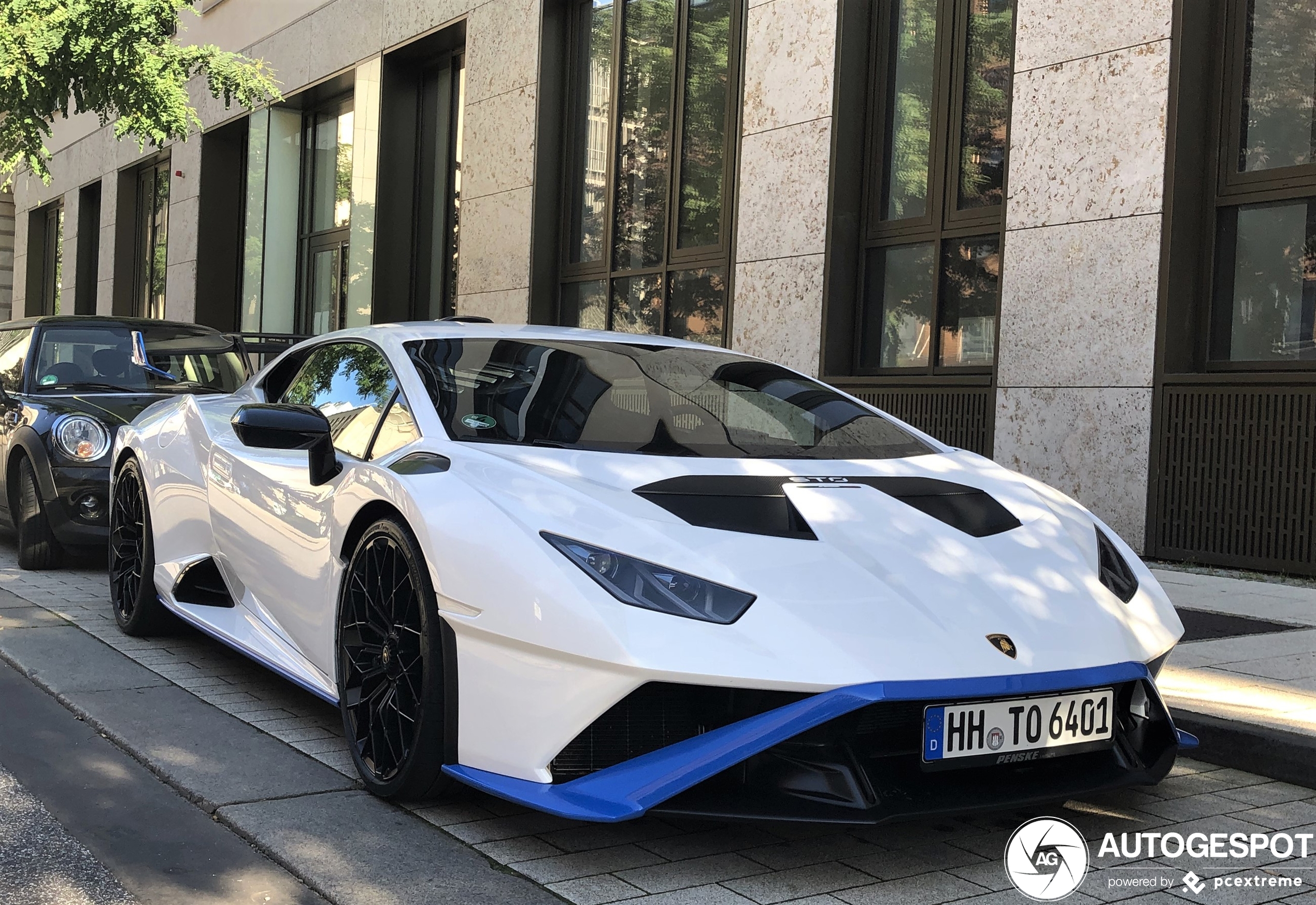 Lamborghini Huracán LP640-2 STO