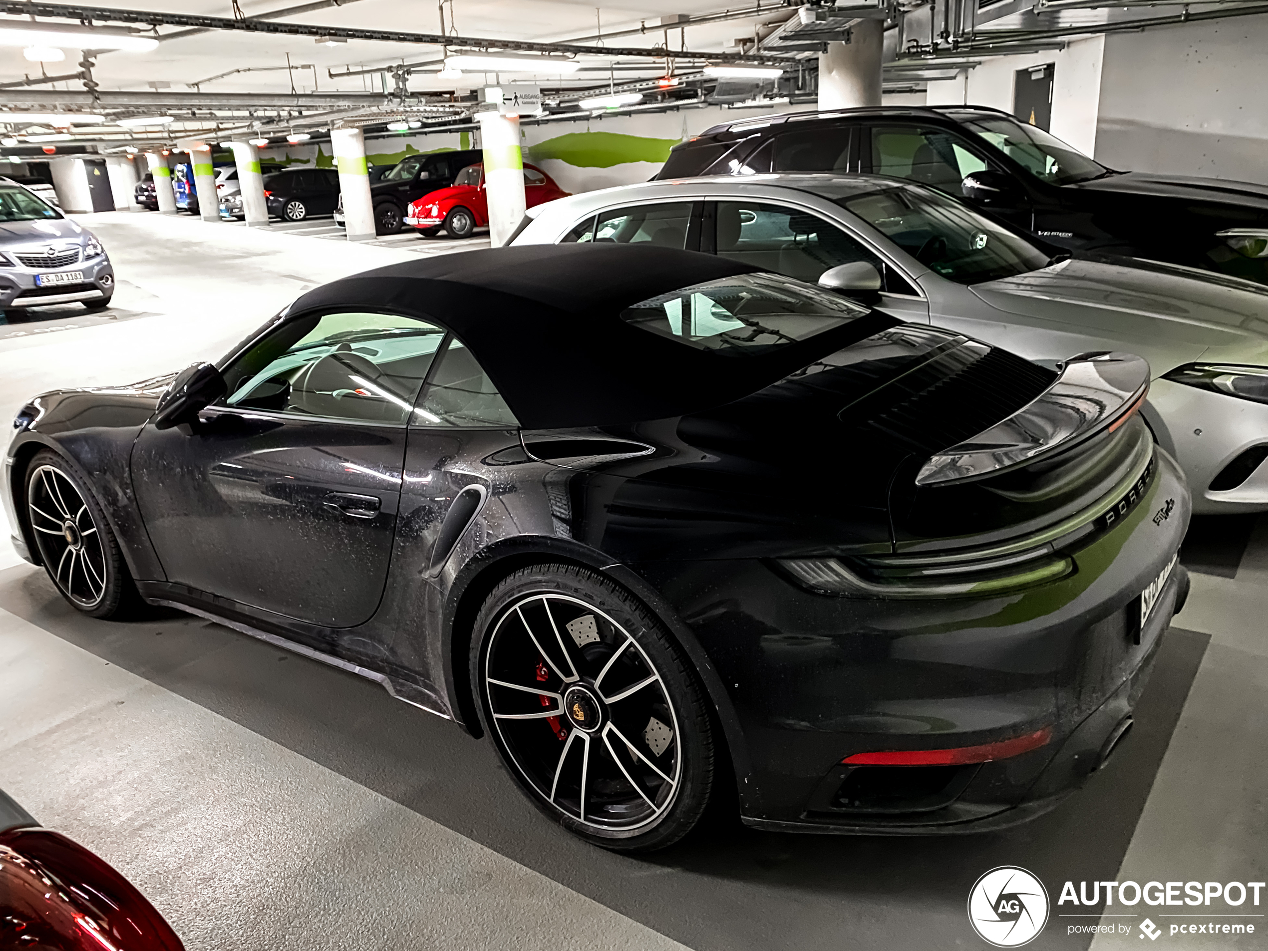 Porsche 992 Turbo Cabriolet