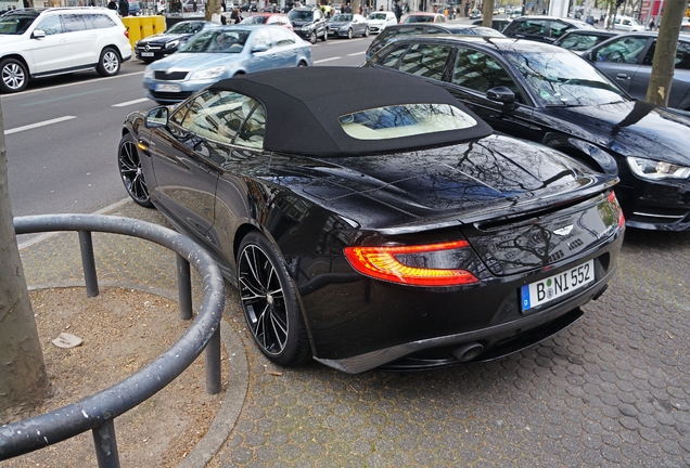 Aston Martin Vanquish Volante