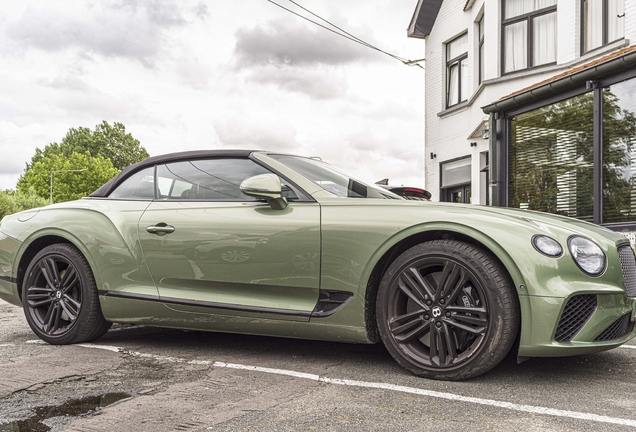 Bentley Continental GTC V8 2020