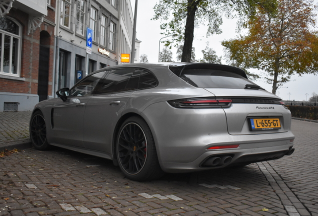 Porsche 971 Panamera GTS Sport Turismo