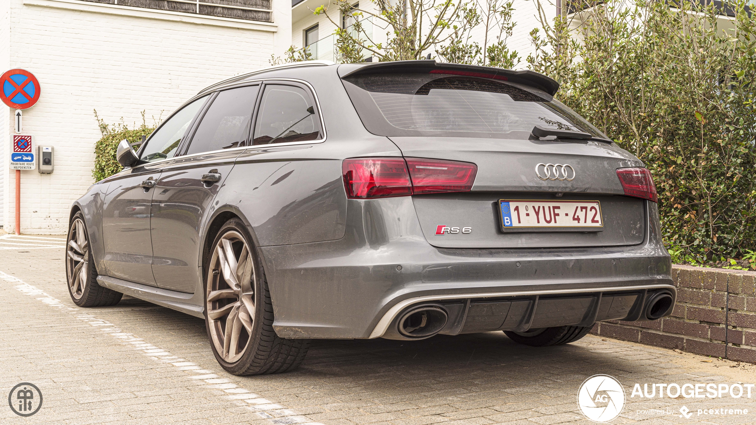 Audi RS6 Avant C7 2015