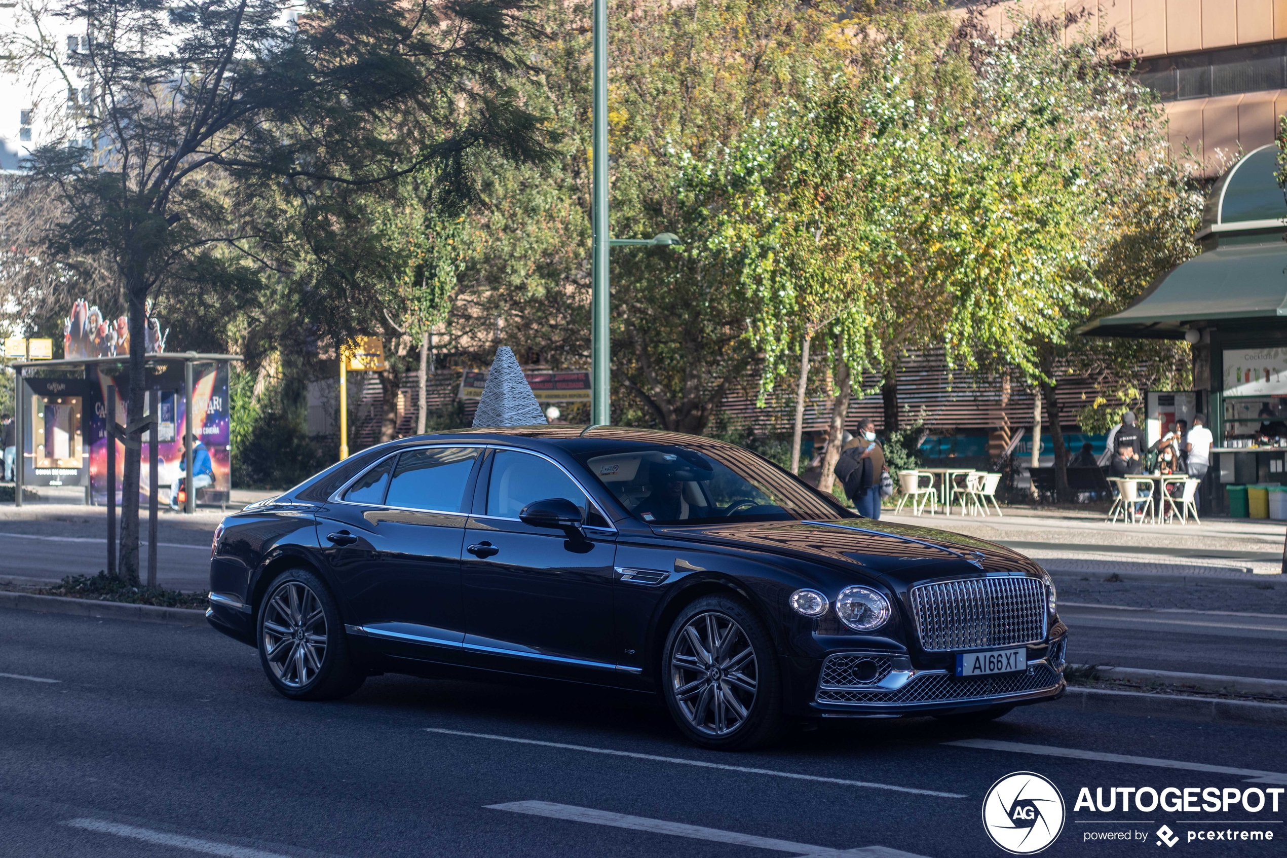 Bentley Flying Spur V8 2021