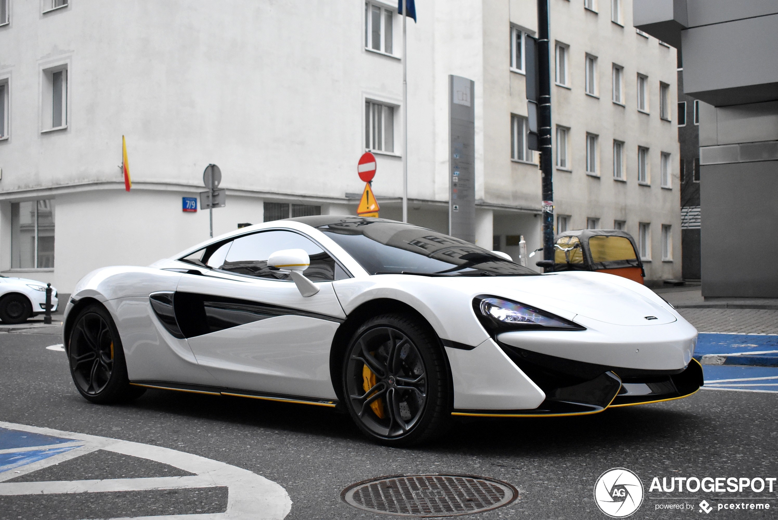 McLaren 570S