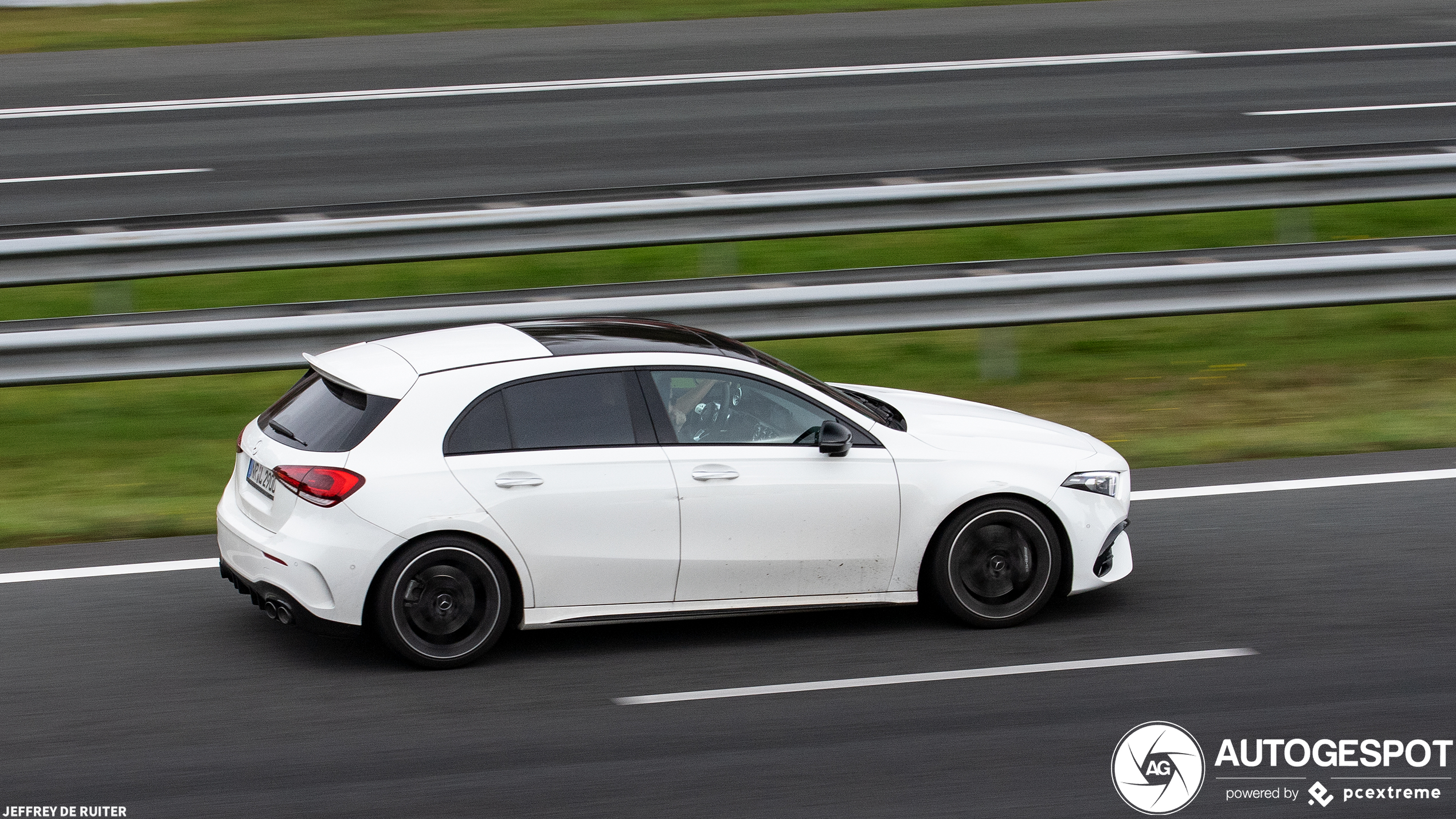 Mercedes-AMG A 45 W177