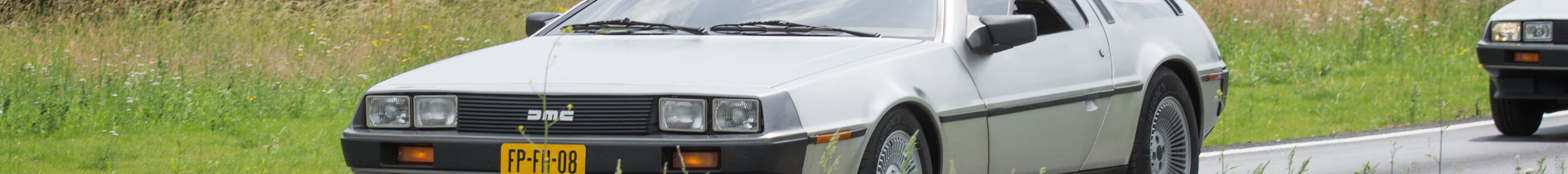 DeLorean DMC-12