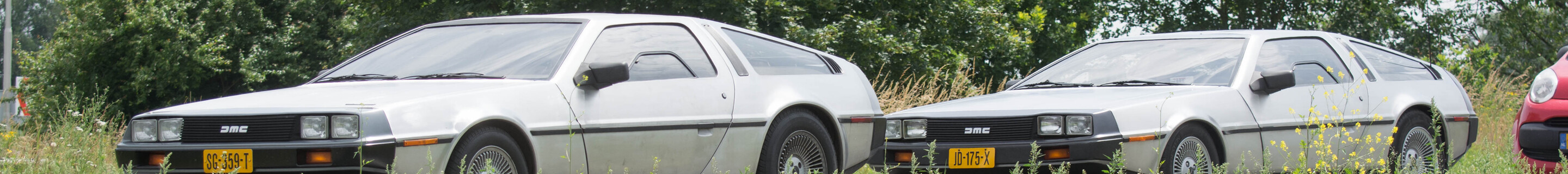 DeLorean DMC-12