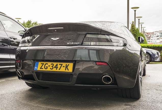 Aston Martin V12 Vantage