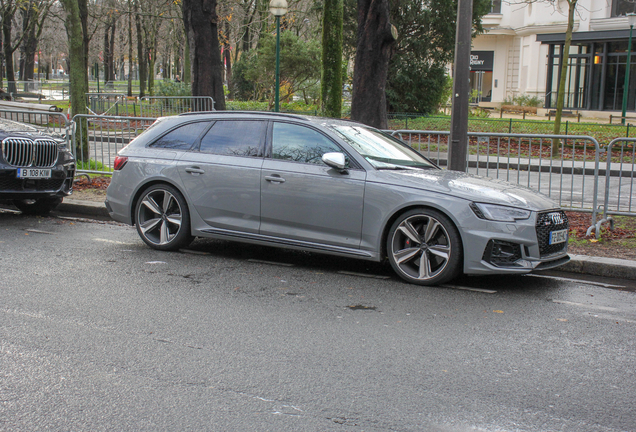 Audi RS4 Avant B9