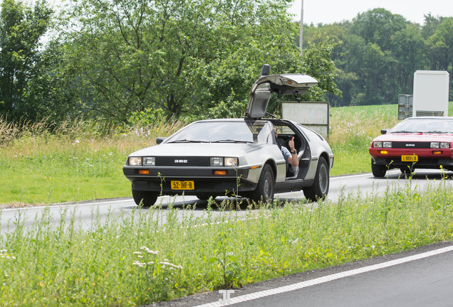 DeLorean DMC-12