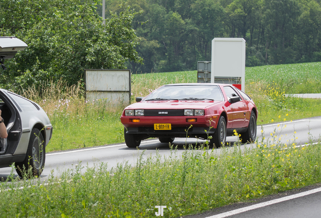 DeLorean DMC-12