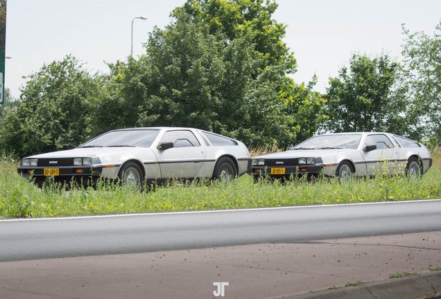 DeLorean DMC-12