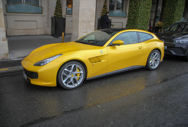 Ferrari GTC4Lusso T