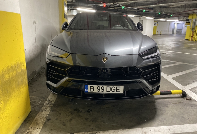 Lamborghini Urus