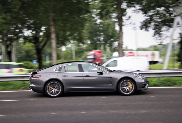 Porsche 971 Panamera Turbo S E-Hybrid