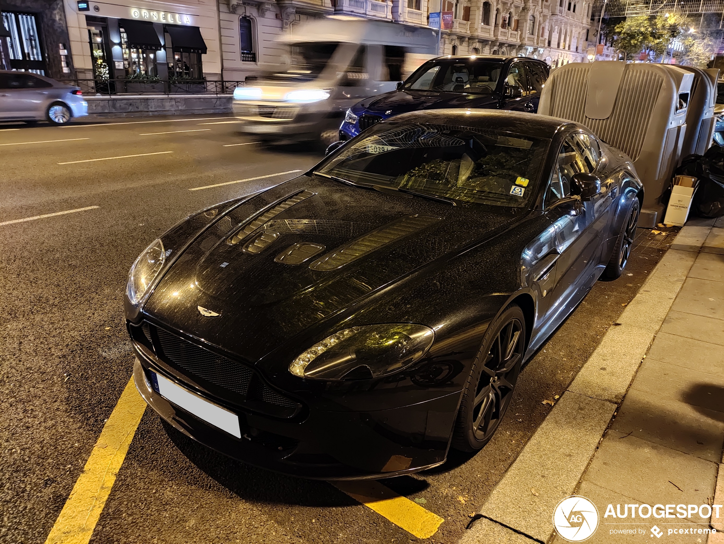 Aston Martin V12 Vantage S