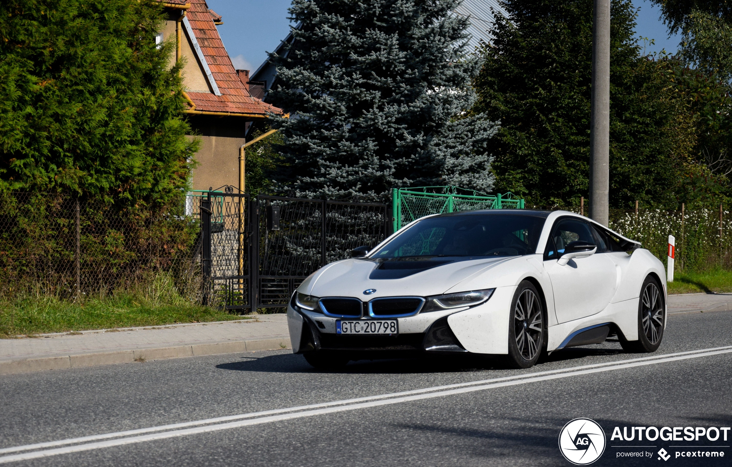 BMW i8