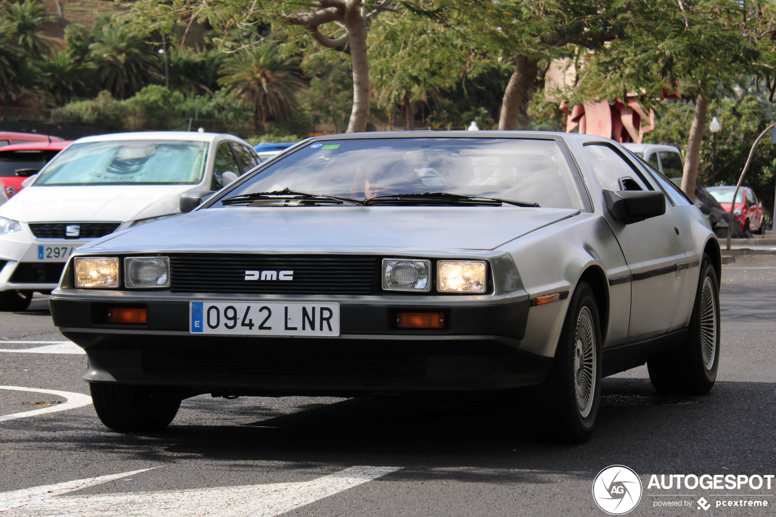 DeLorean DMC-12