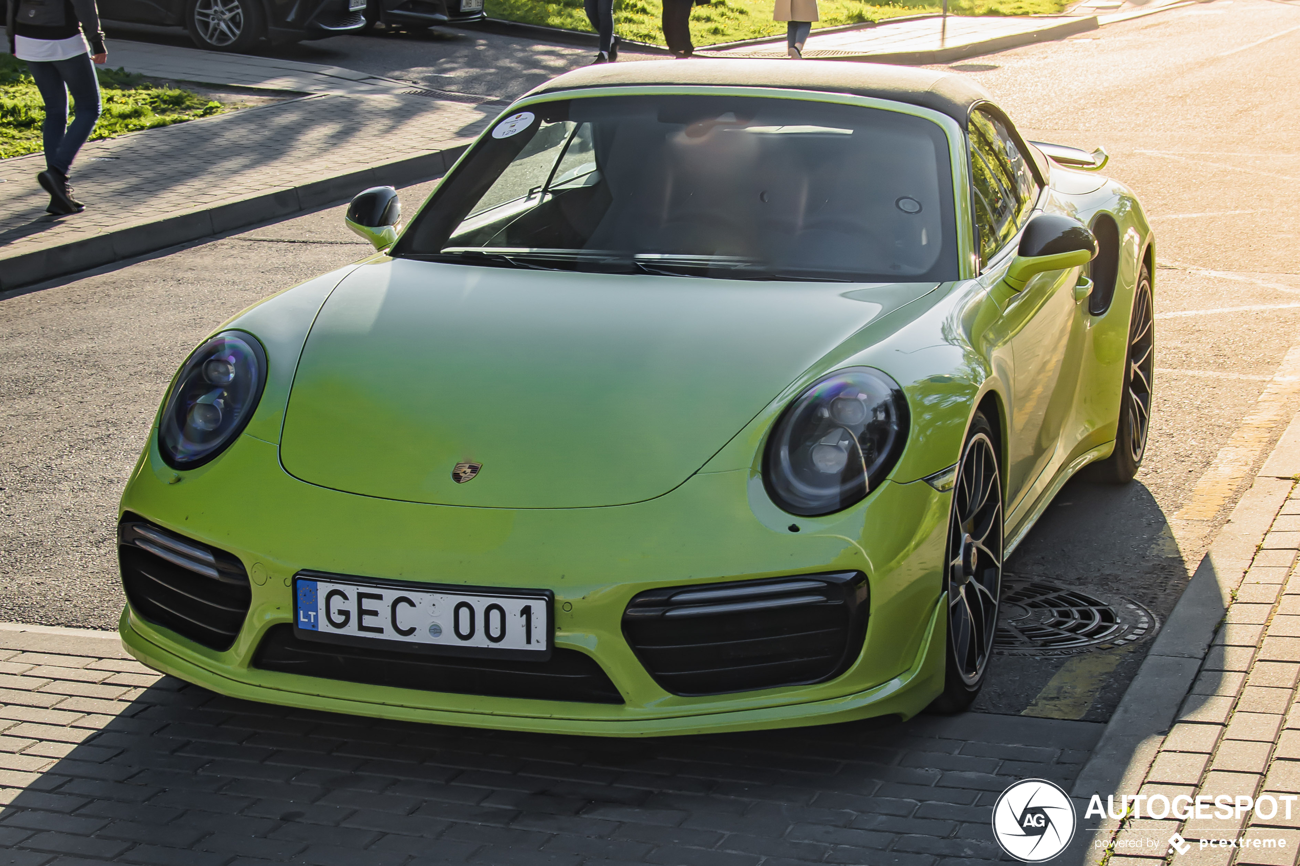 Porsche 991 Turbo S Cabriolet MkII