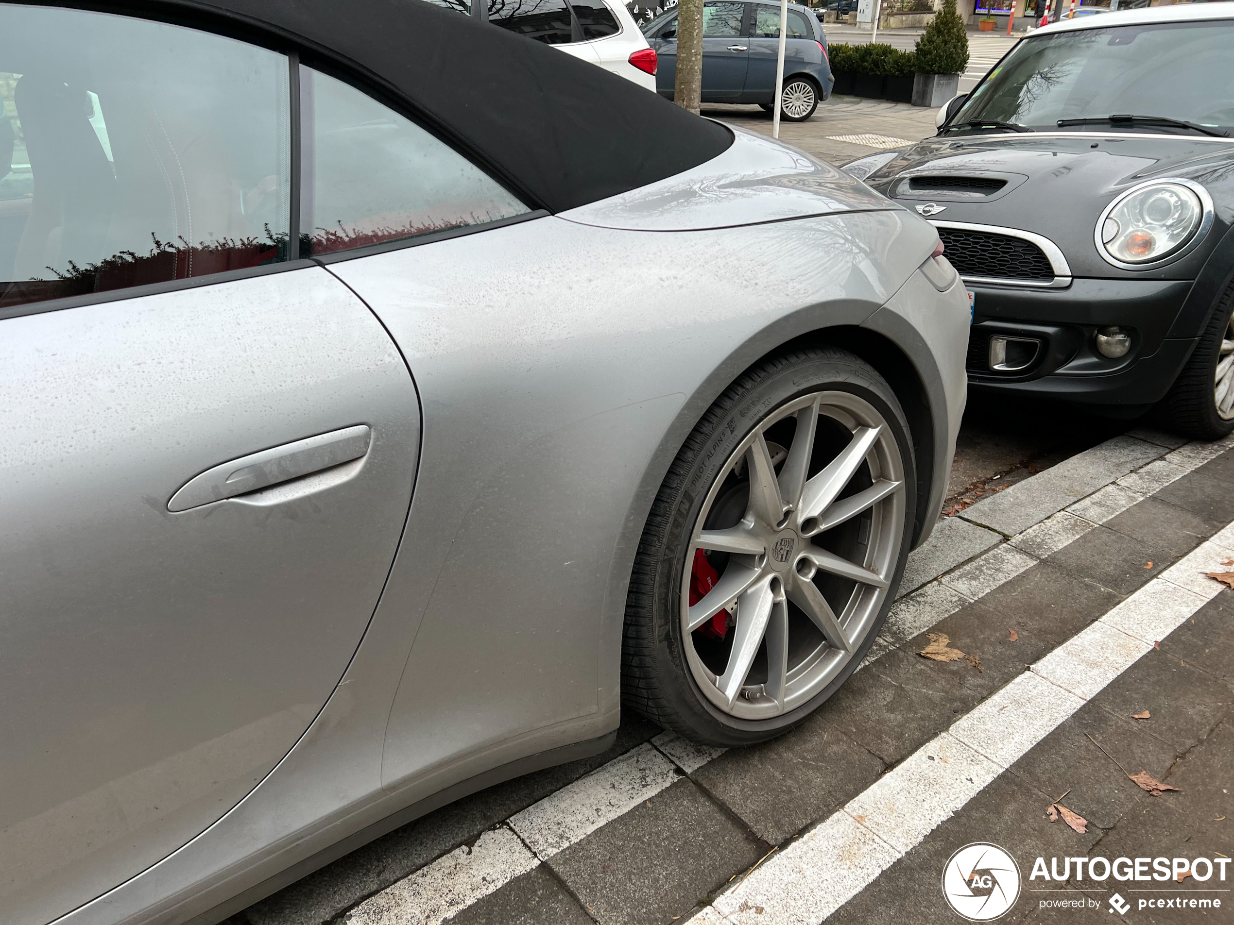 Porsche 992 Carrera 4S Cabriolet