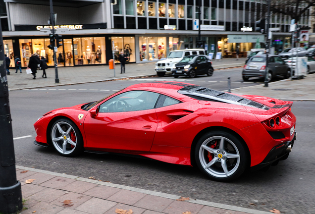 Ferrari F8 Tributo