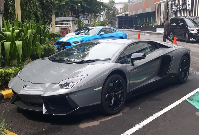 Lamborghini Aventador LP700-4