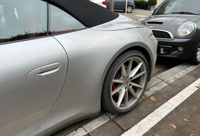 Porsche 992 Carrera 4S Cabriolet