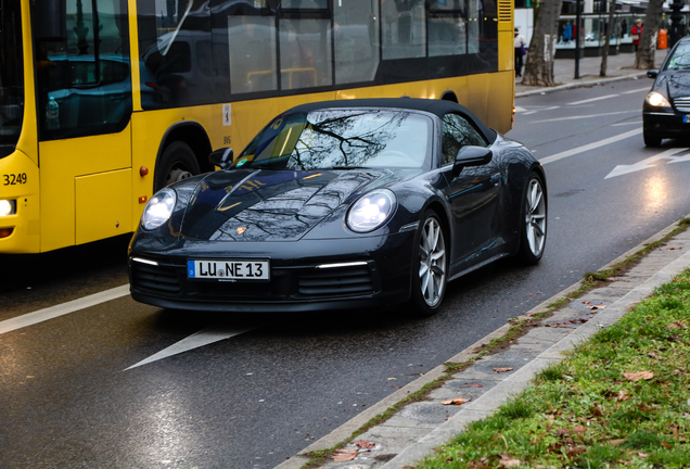 Porsche 992 Carrera 4S Cabriolet