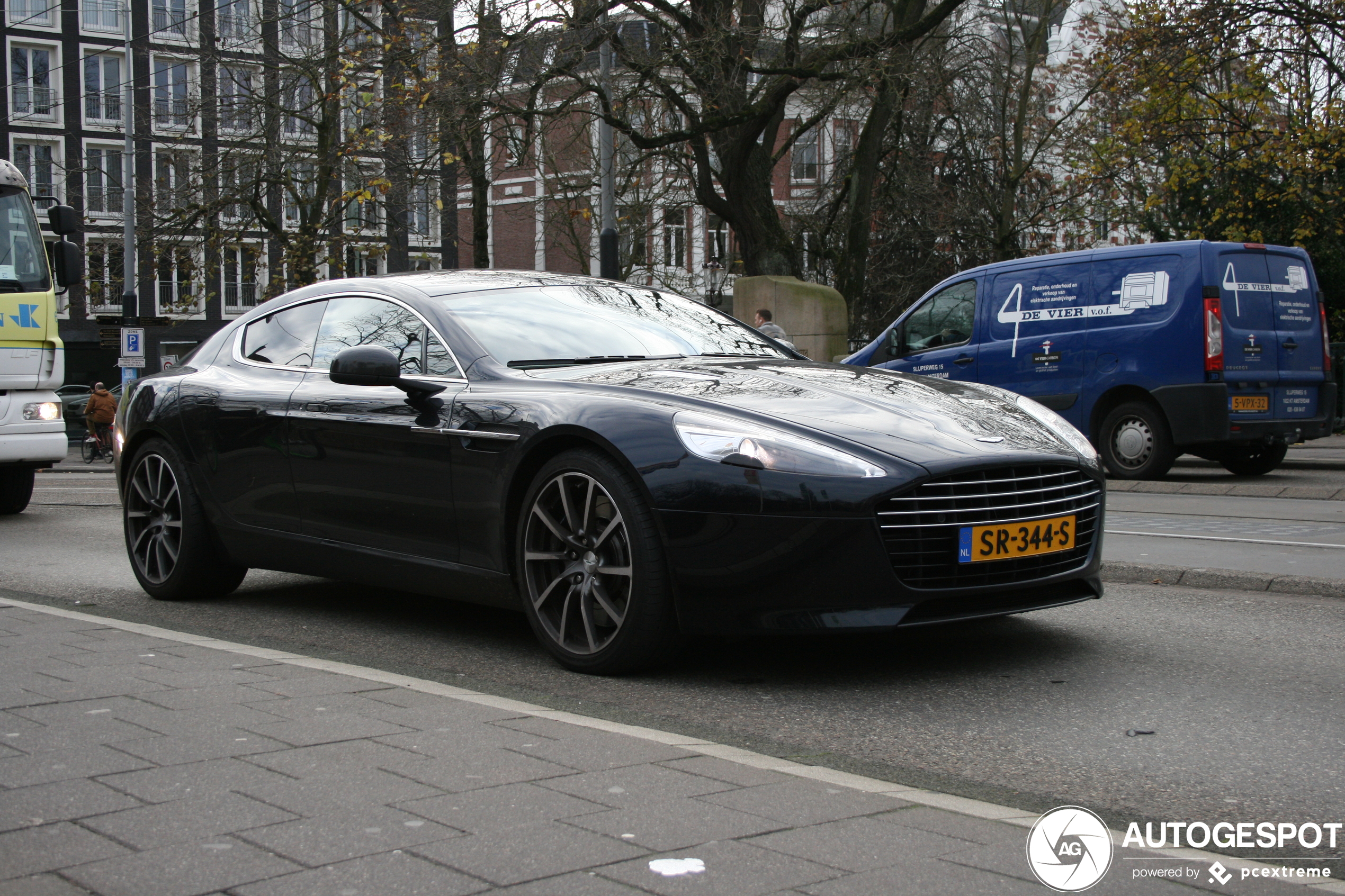 Aston Martin Rapide S