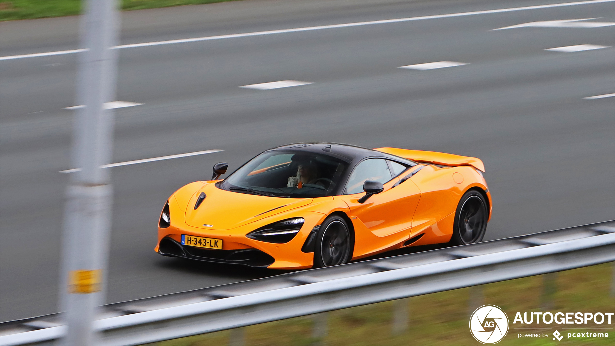 McLaren 720S