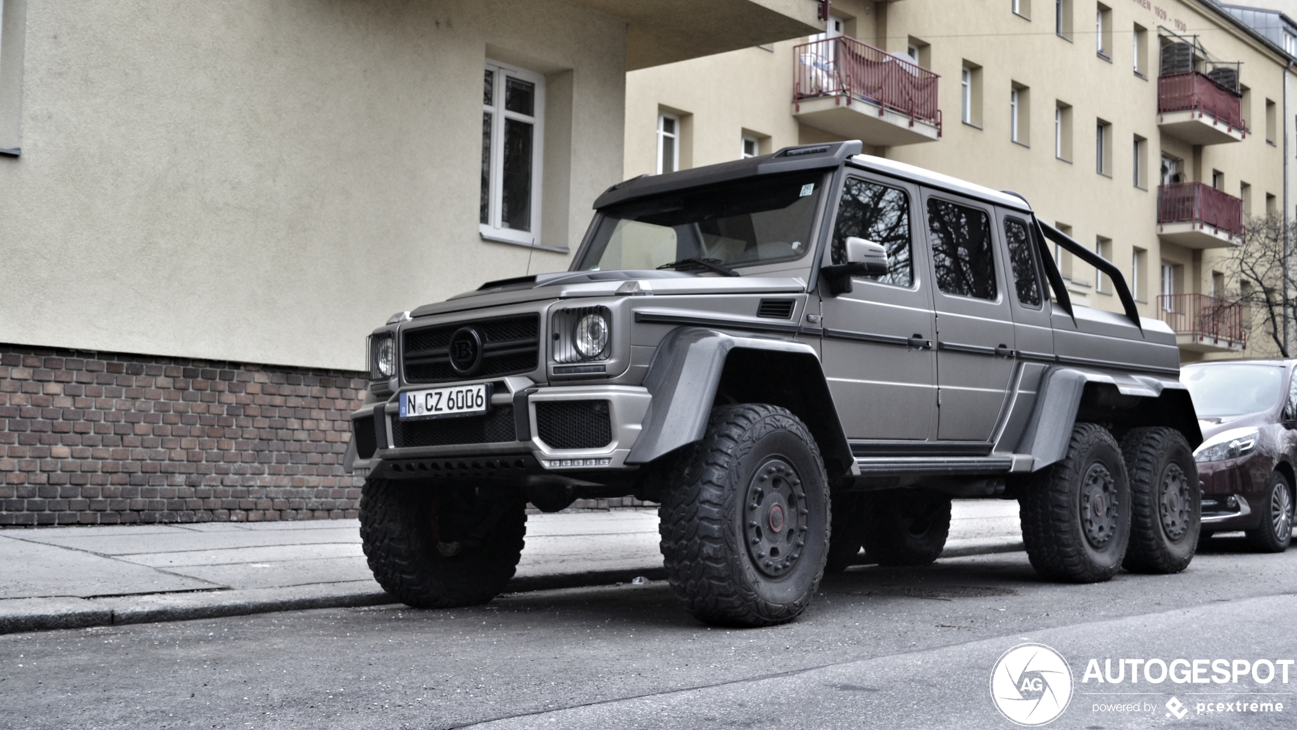 Mercedes-Benz Brabus B63S 700 6x6