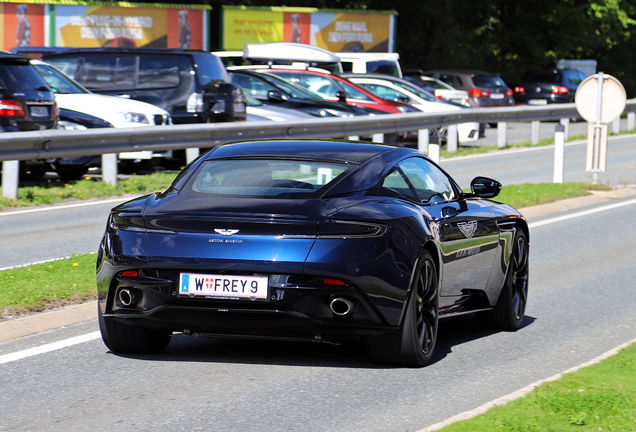 Aston Martin DB11