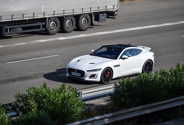 Jaguar F-TYPE P450 Coupé 2020