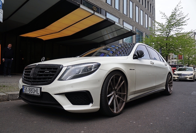 Mercedes-Benz S 63 AMG V222