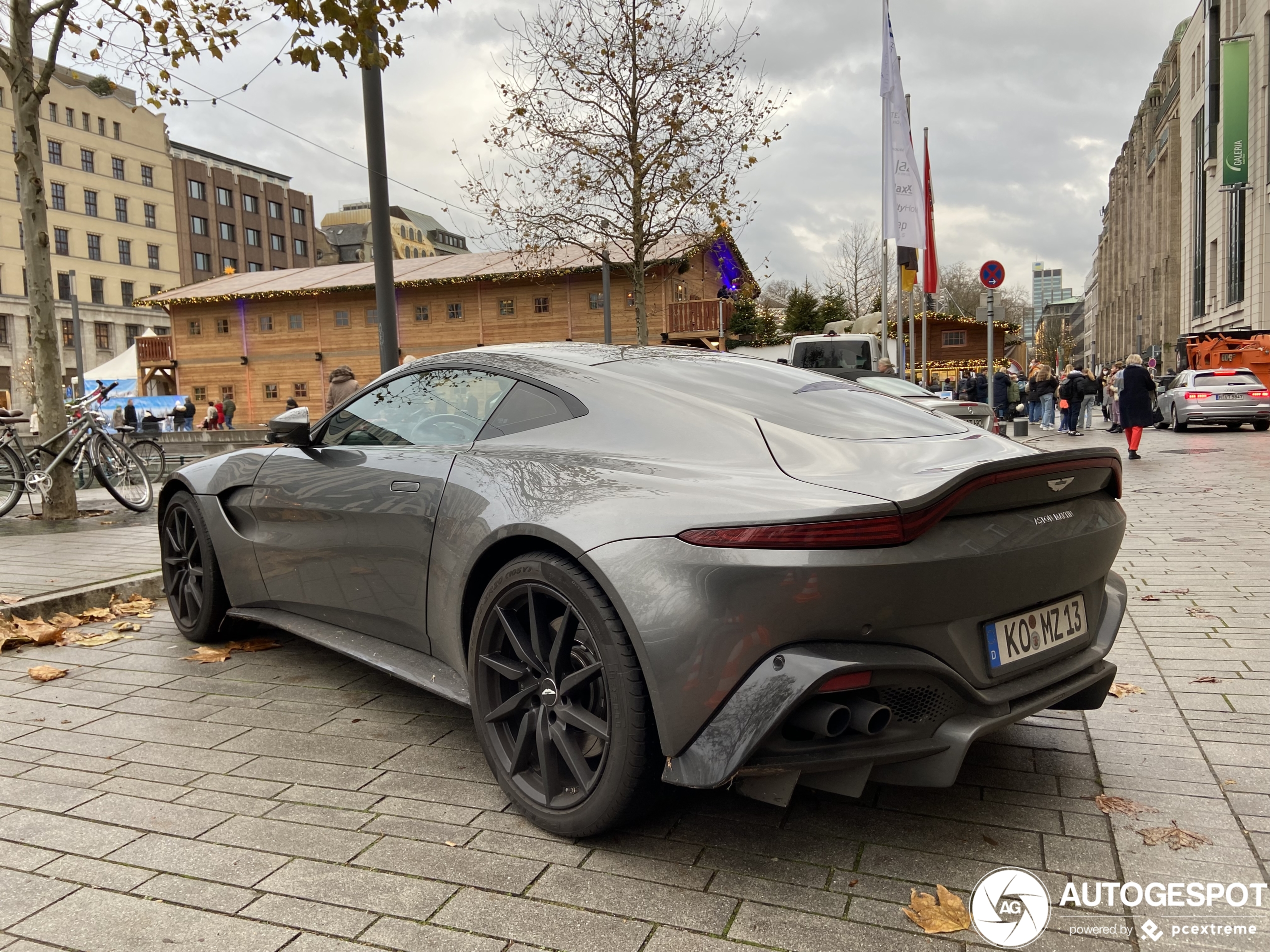 Aston Martin V8 Vantage 2018