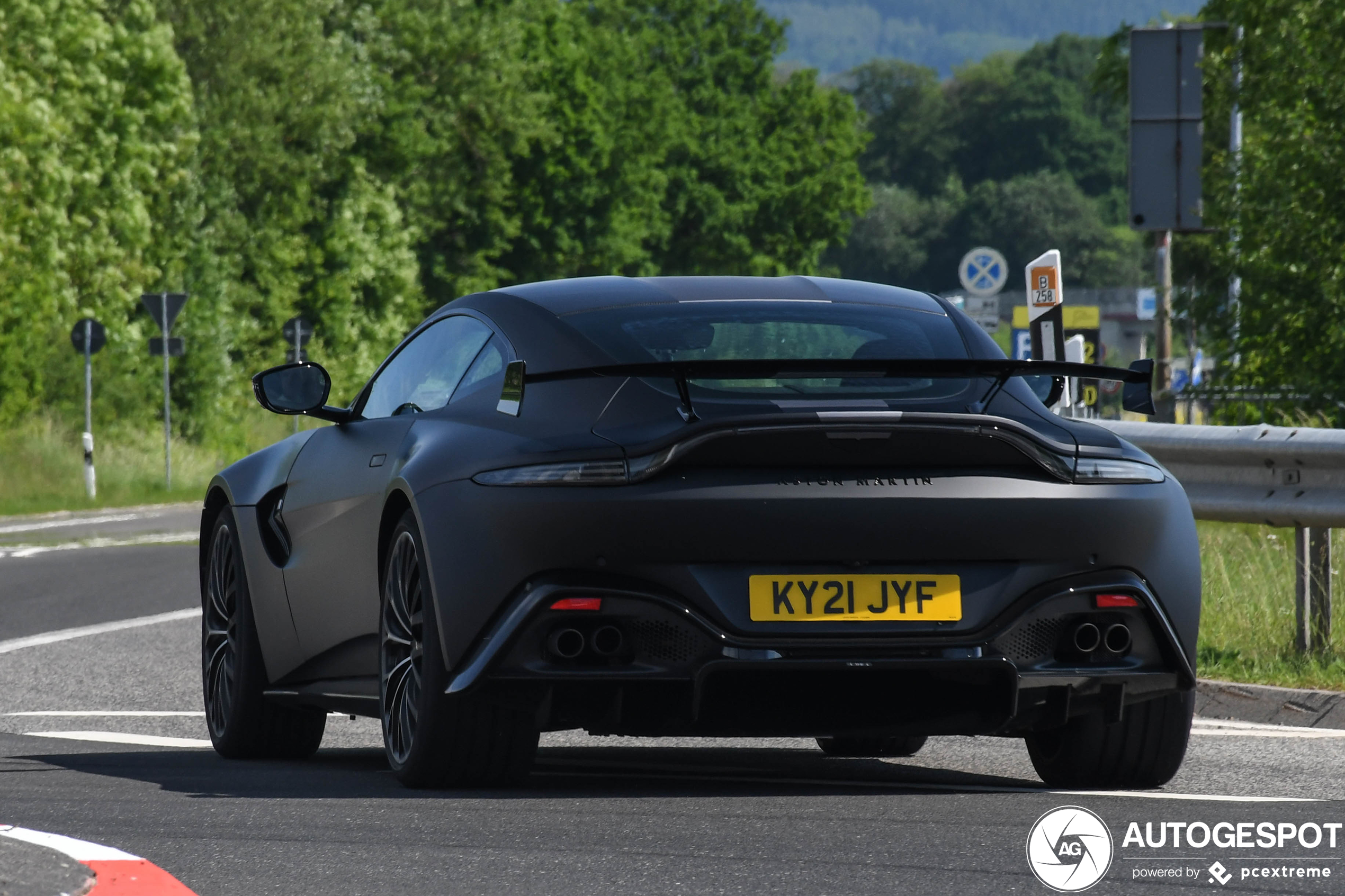 Aston Martin V8 Vantage Formula 1 Edition