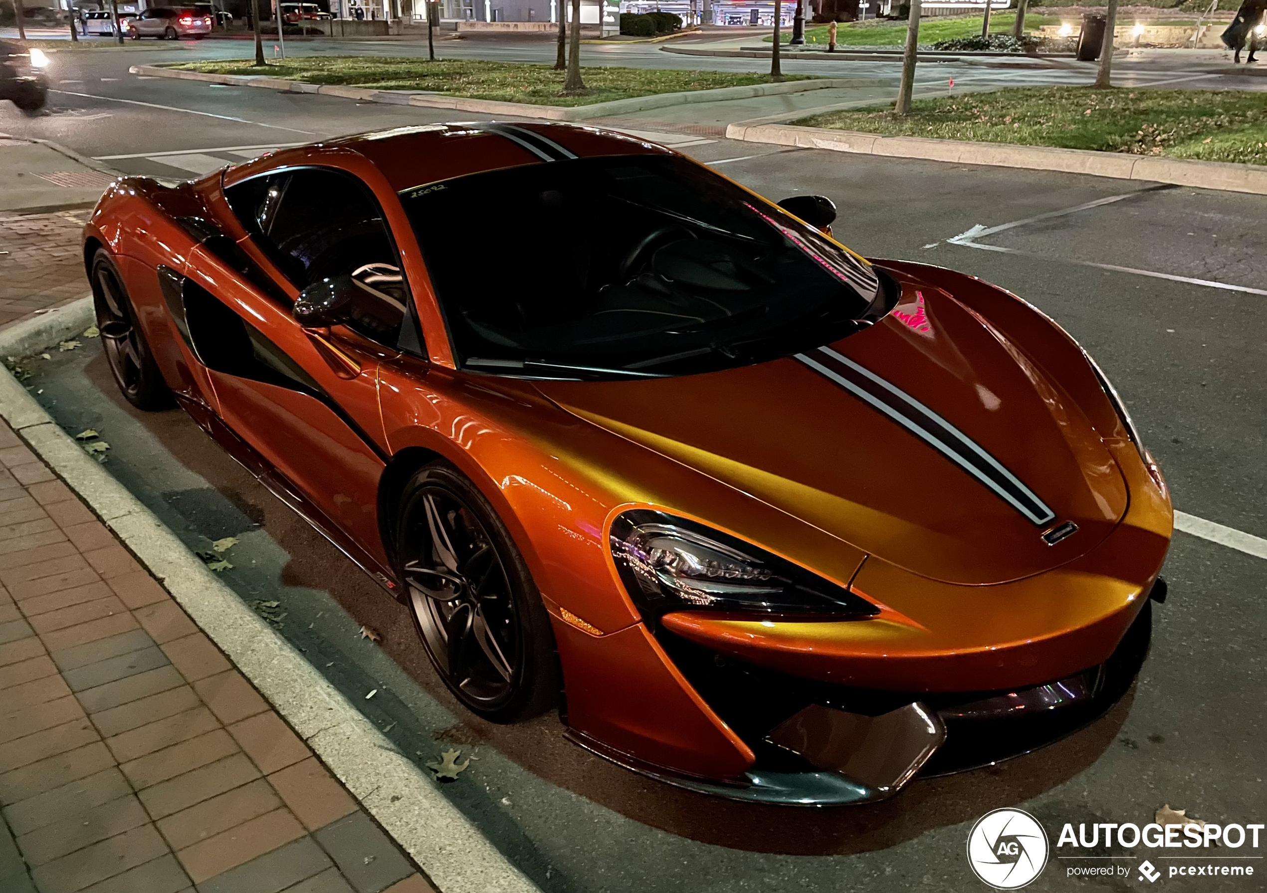 McLaren 570S