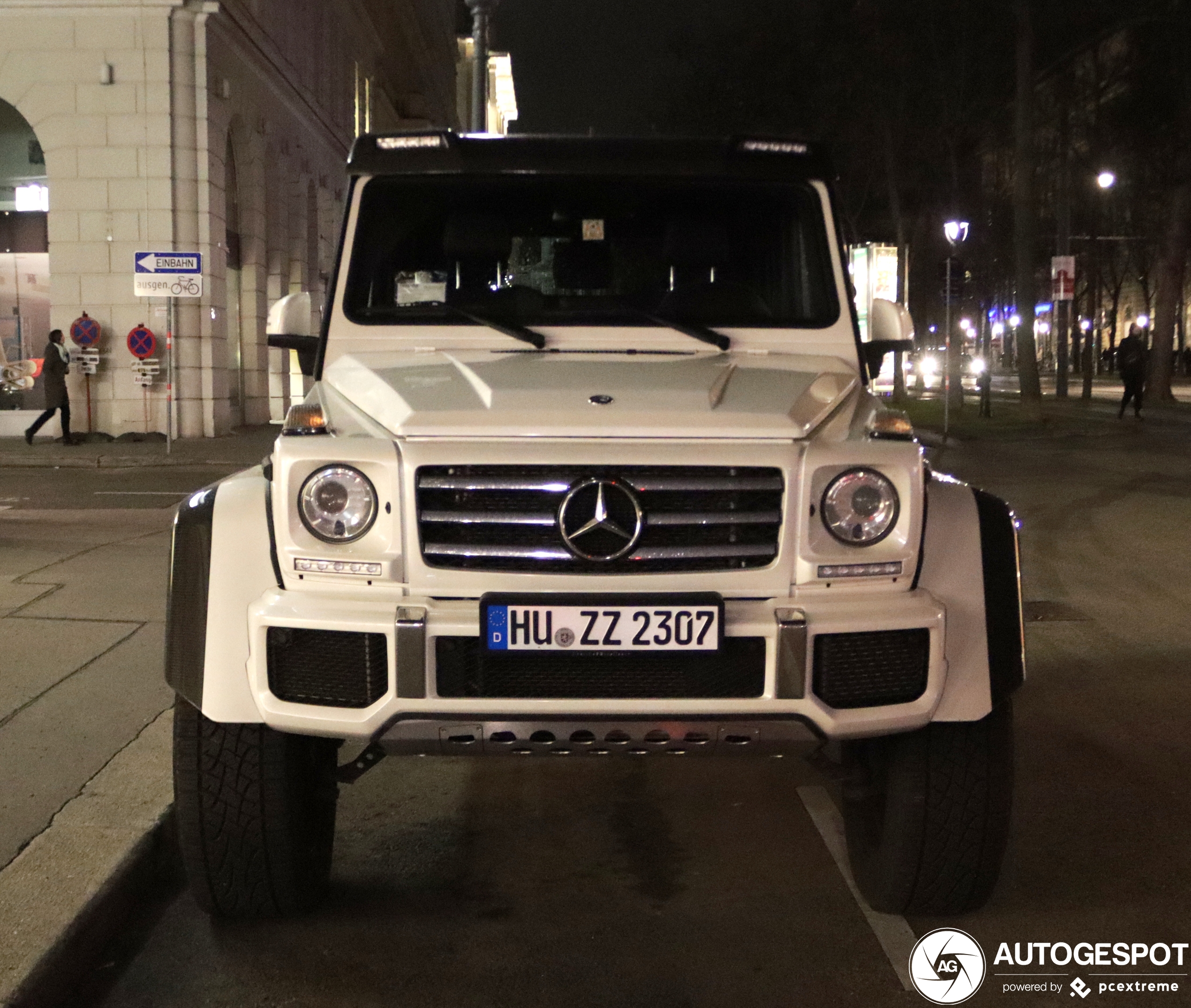 Mercedes-Benz G 500 4X4²