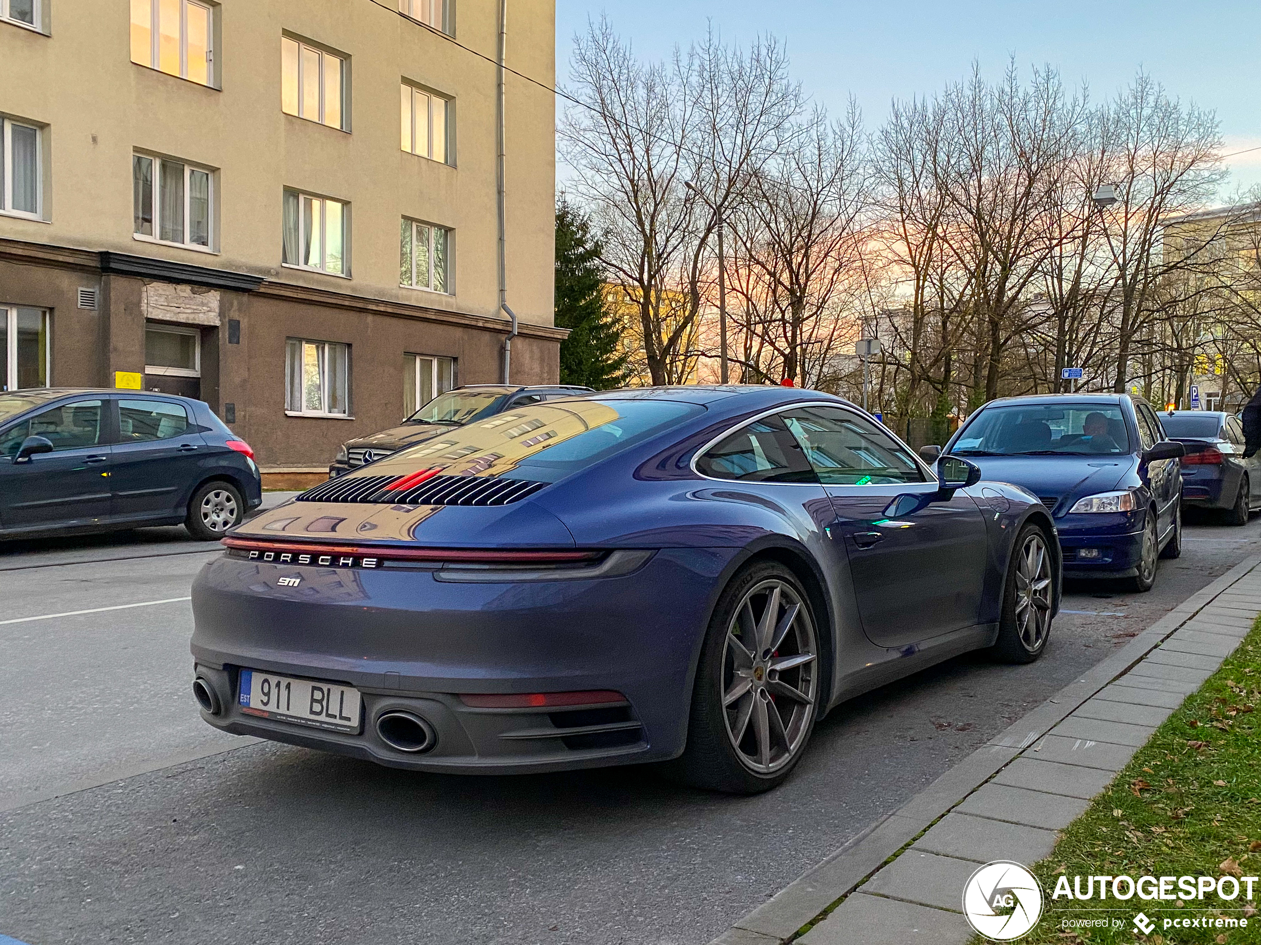 Porsche 992 Carrera 4S