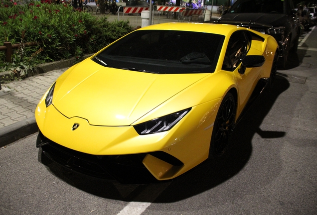 Lamborghini Huracán LP640-4 Performante