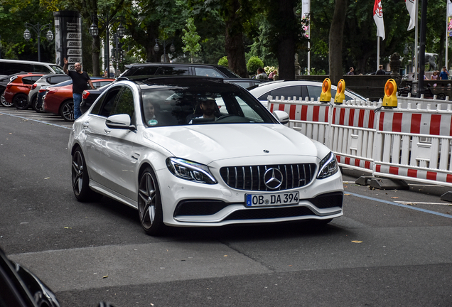 Mercedes-AMG C 63 S W205