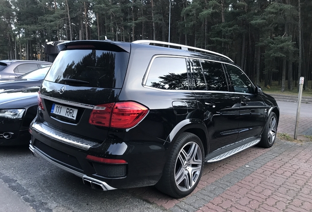 Mercedes-Benz GL 63 AMG X166