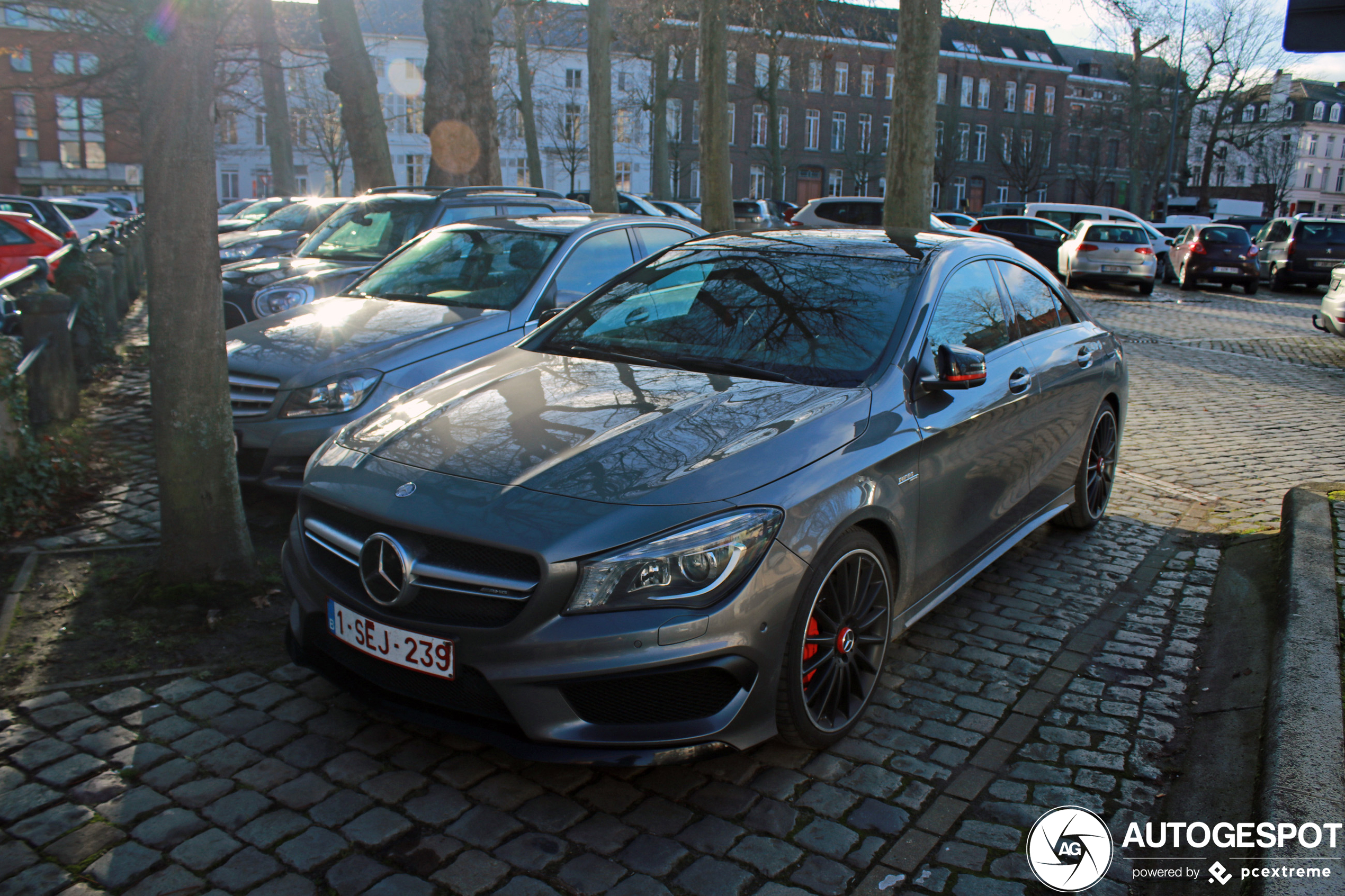 Mercedes-Benz CLA 45 AMG C117