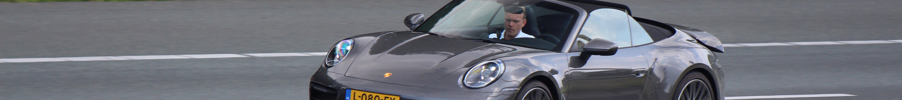 Porsche 992 Carrera 4S Cabriolet