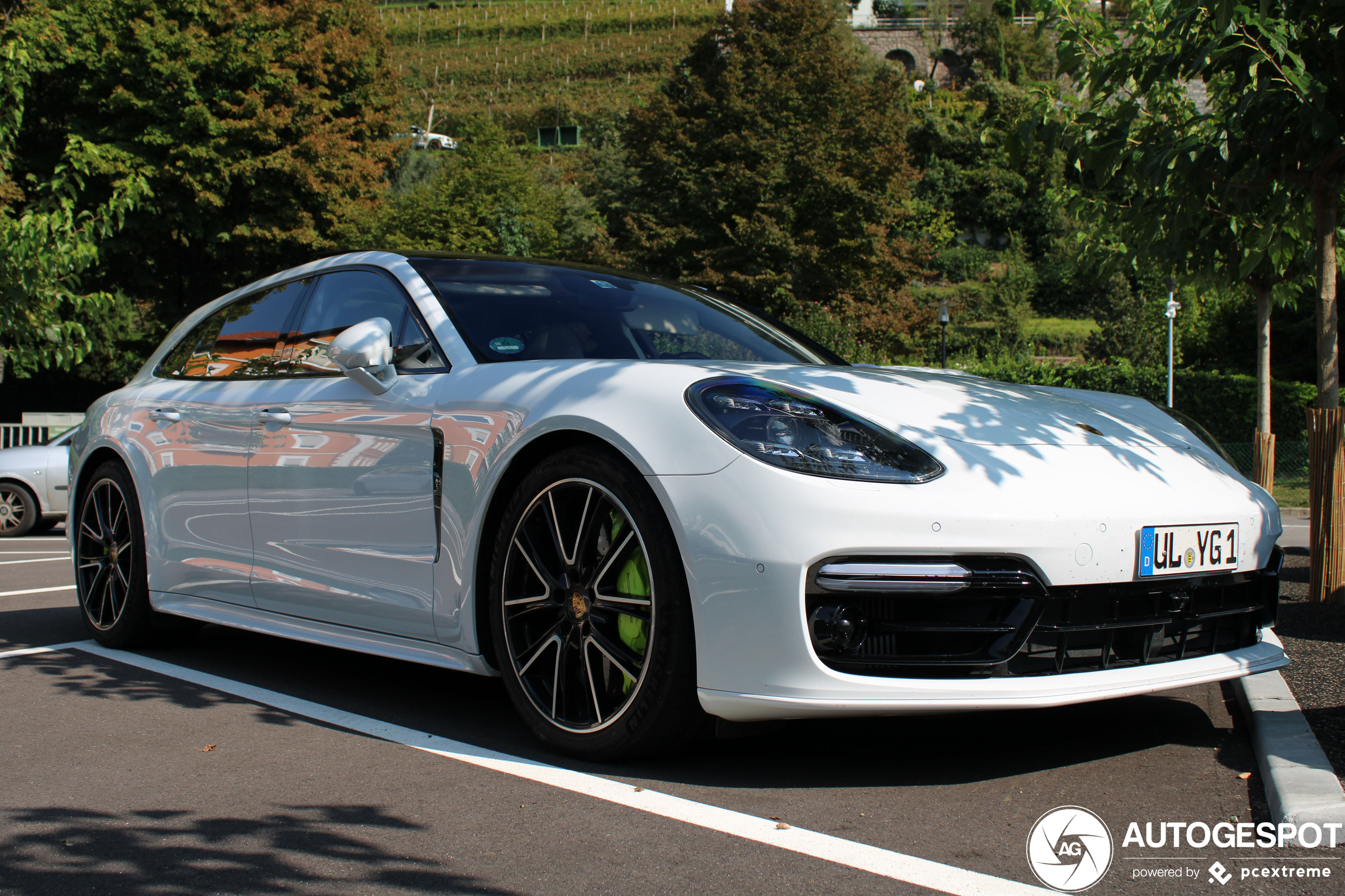 Porsche 971 Panamera Turbo S E-Hybrid Sport Turismo