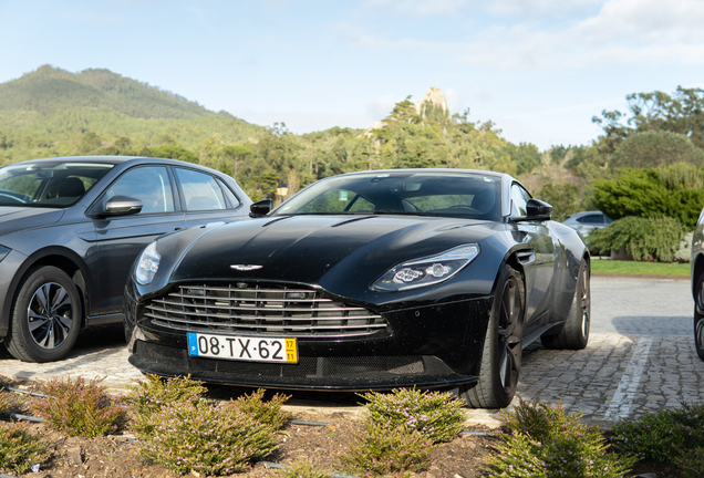 Aston Martin DB11