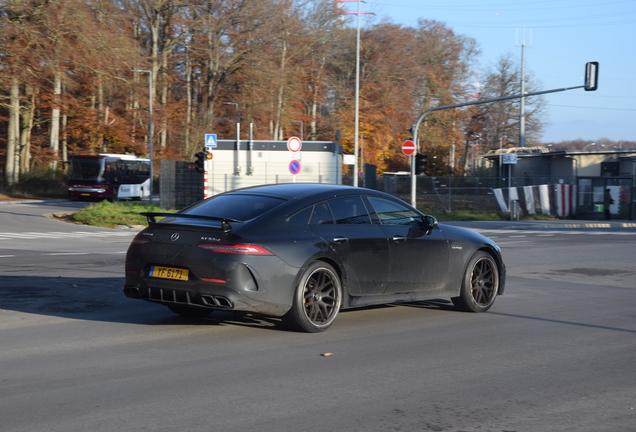 Mercedes-AMG GT 63 S X290