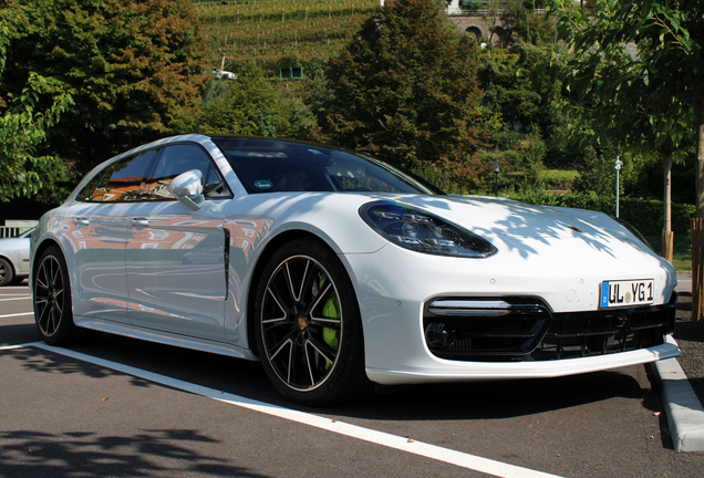 Porsche 971 Panamera Turbo S E-Hybrid Sport Turismo