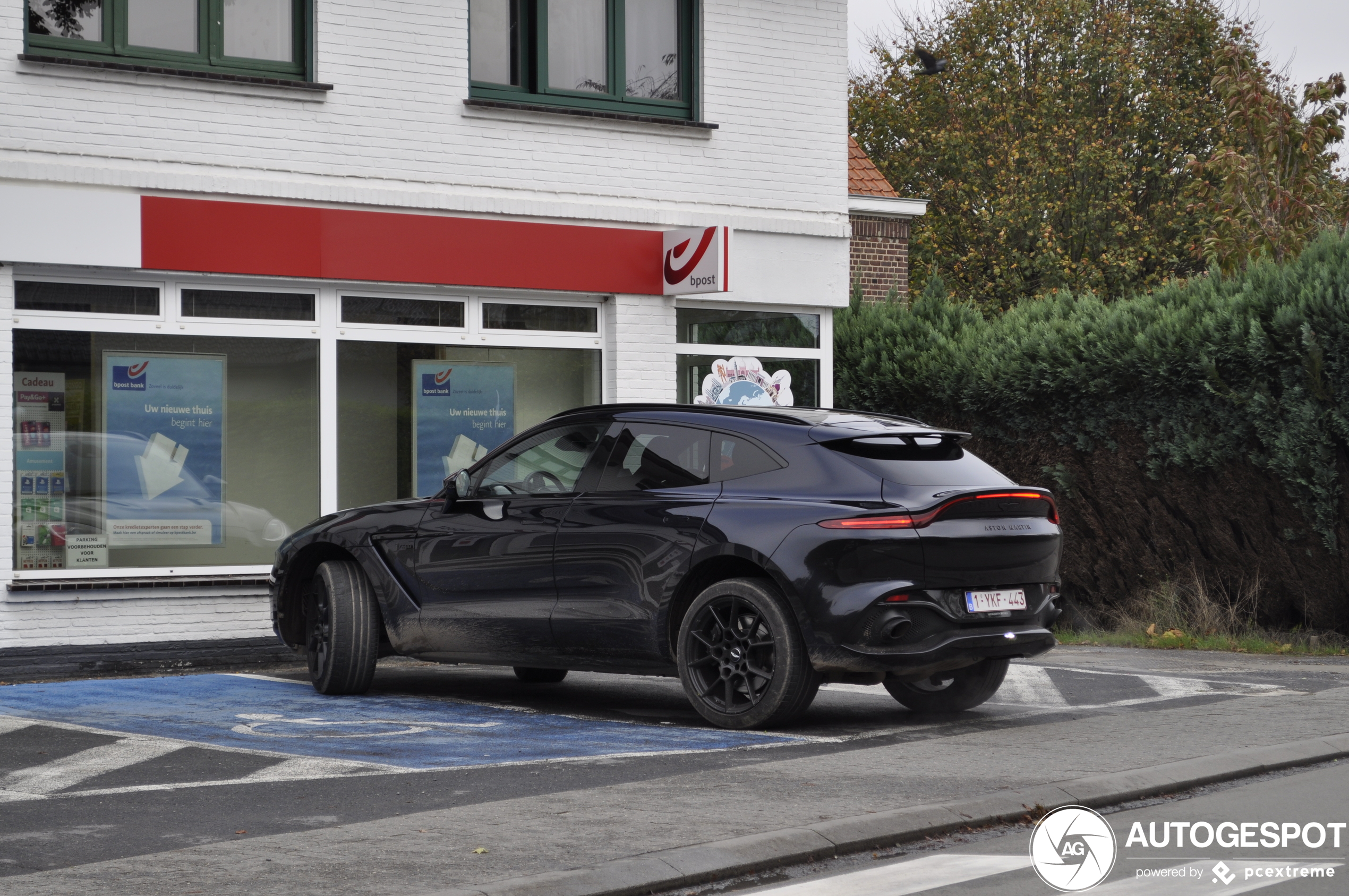 Aston Martin DBX